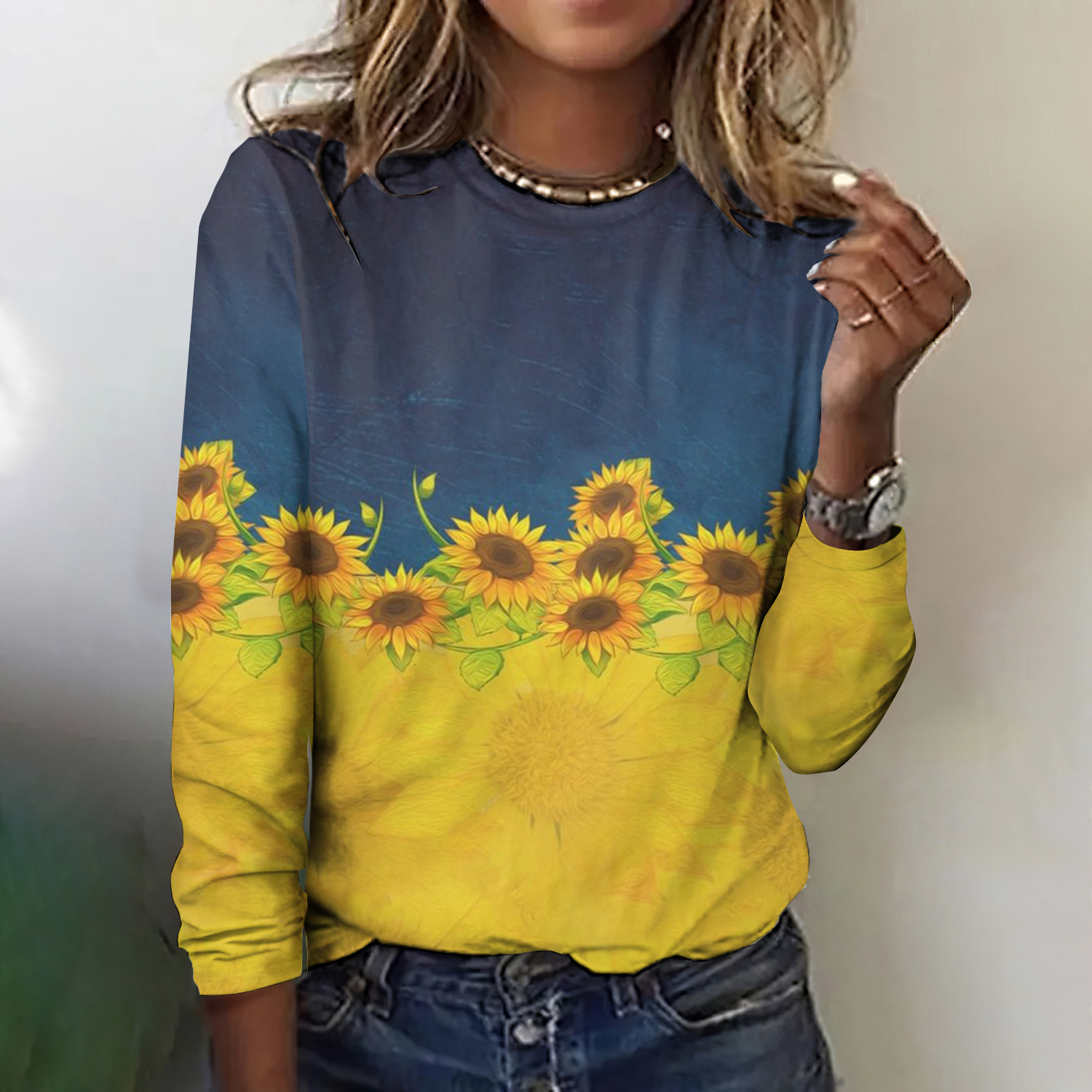 Women's Ukrane Sunflower Flowers Color T-shirt