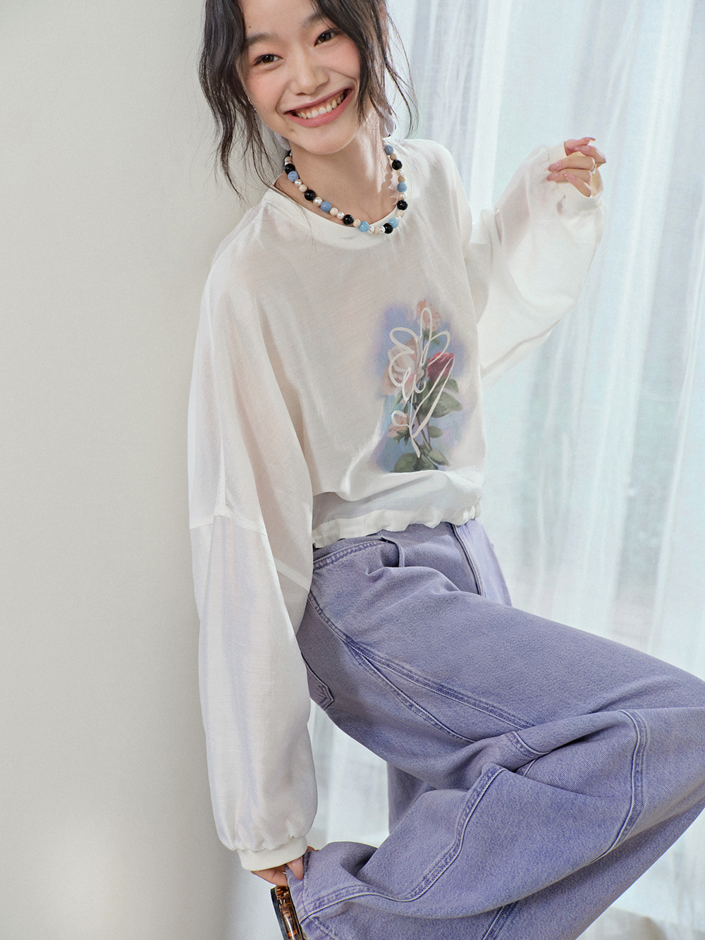 High-Waisted Jeans