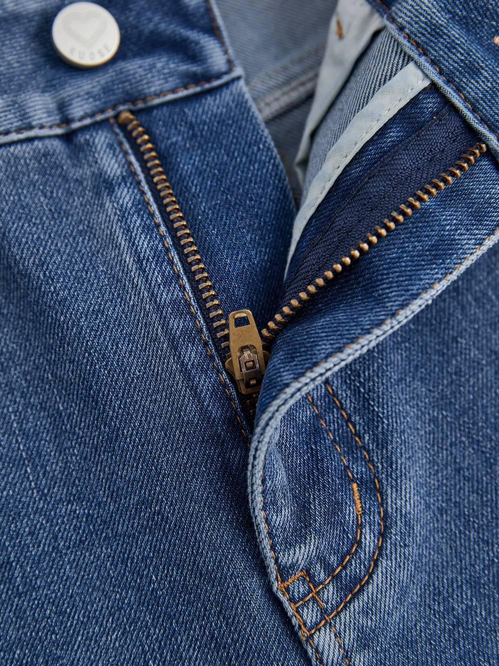 Flared Jeans