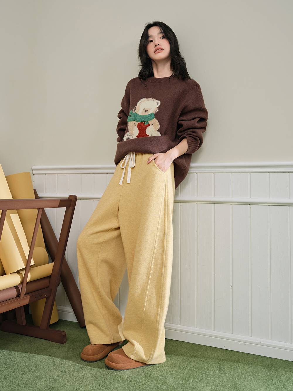 Wide-Leg Sweatpants