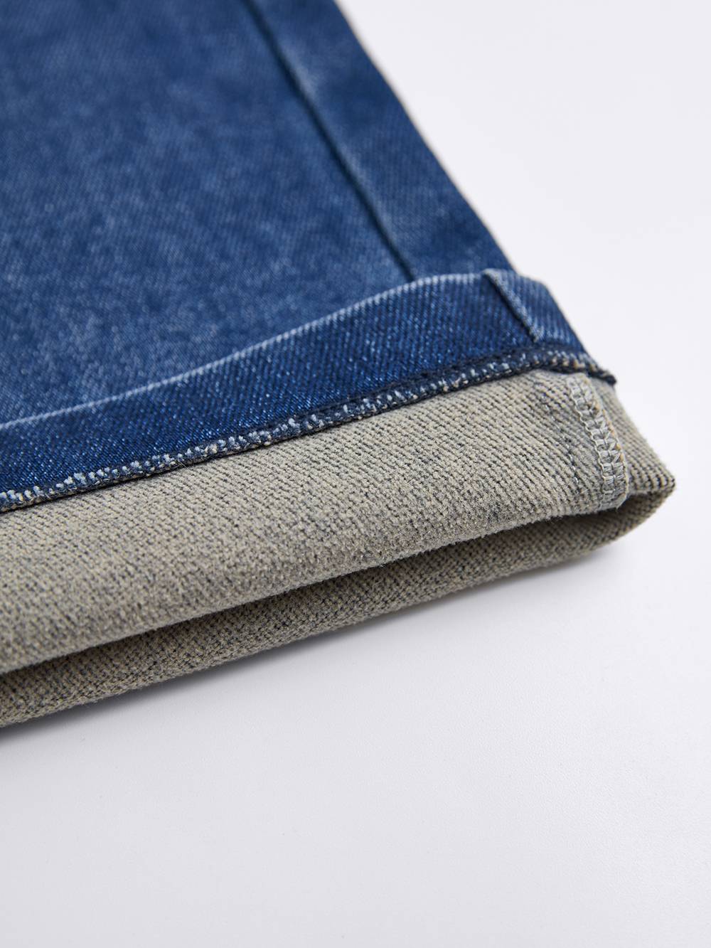 Bow High-Rise Jeans