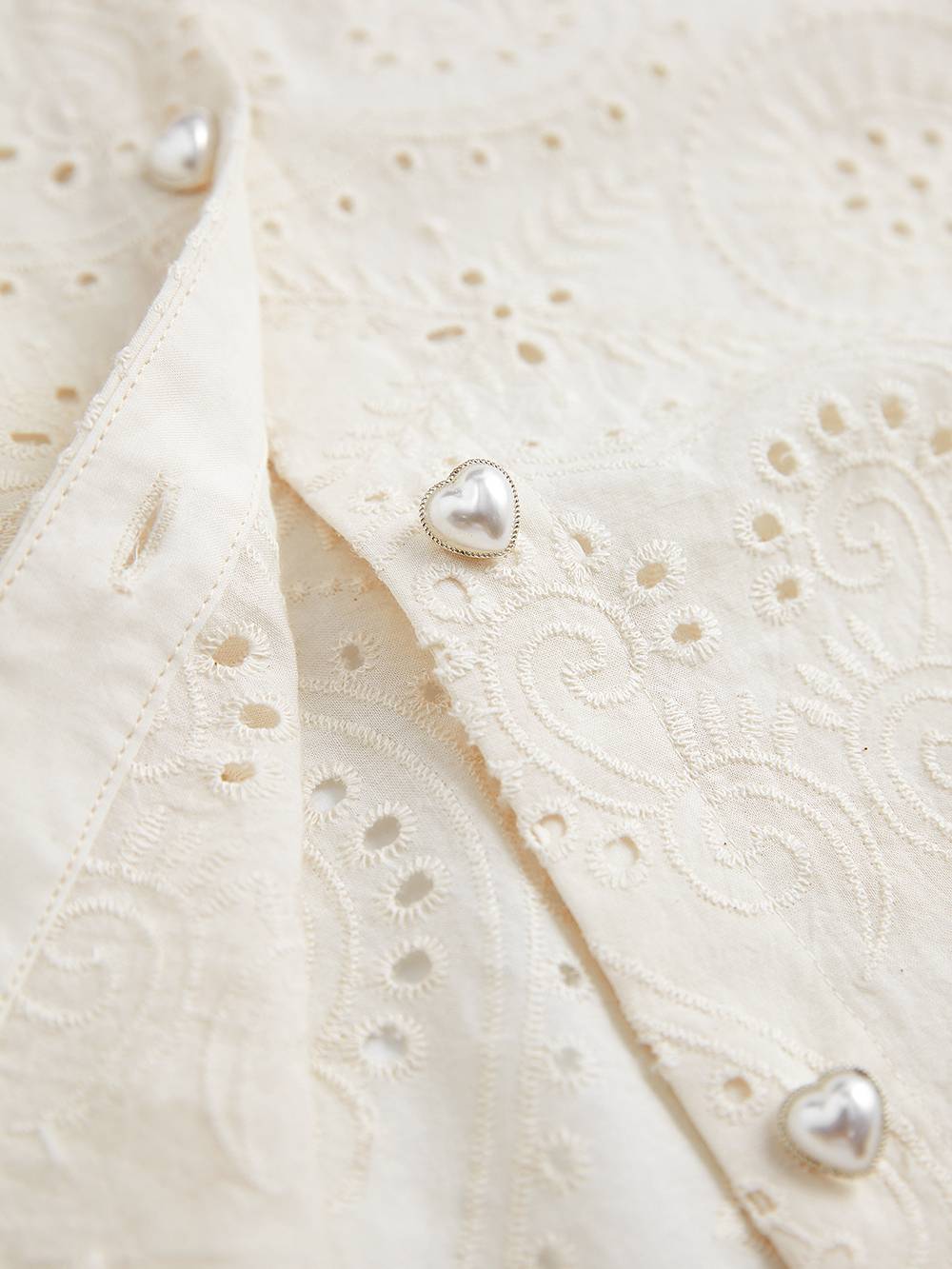 Broderie Blouse