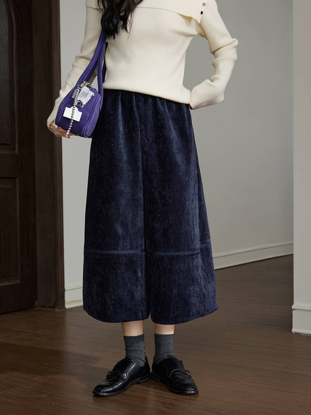 Wide-Leg Pants