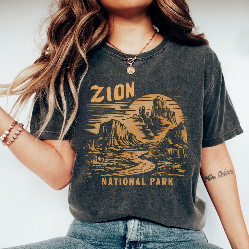 Vintage Zion National Park Comfortable T-shirt