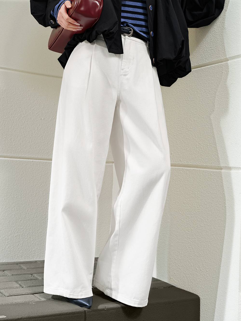Straight Leg Jeans