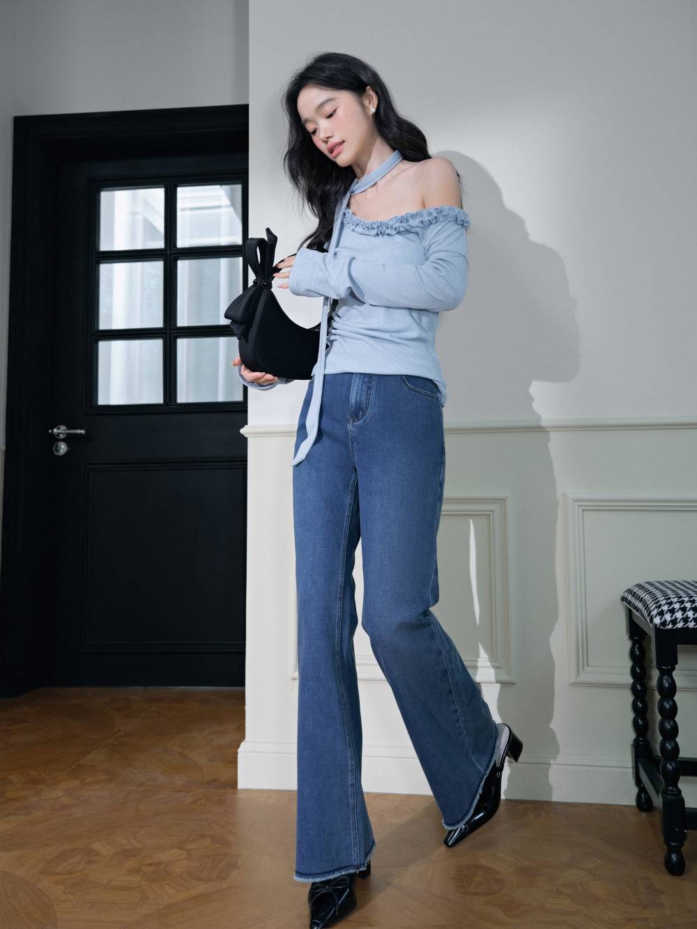 Flared Jeans