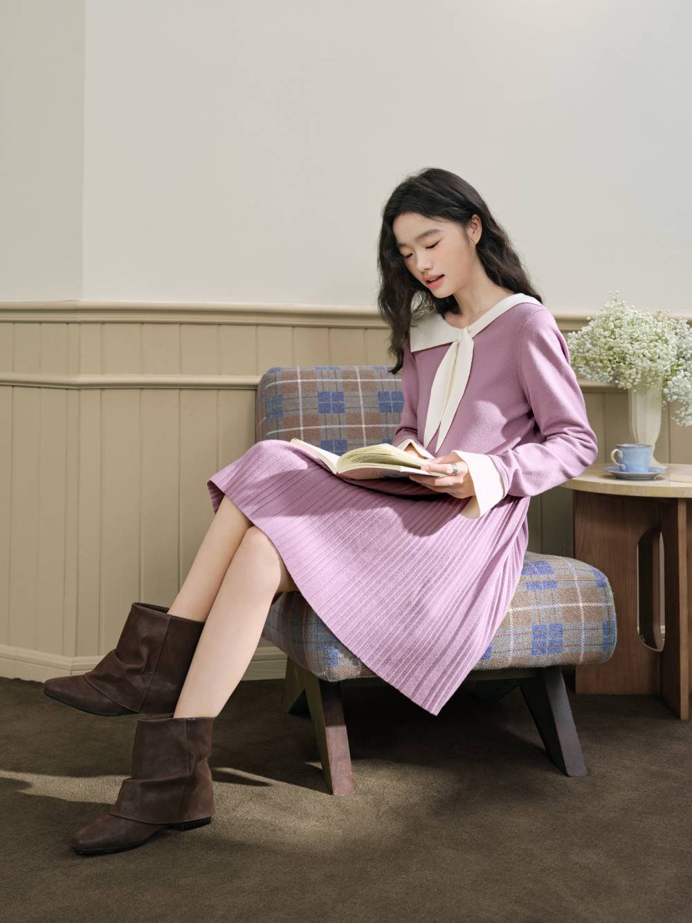 Bow Collar Knit Dress