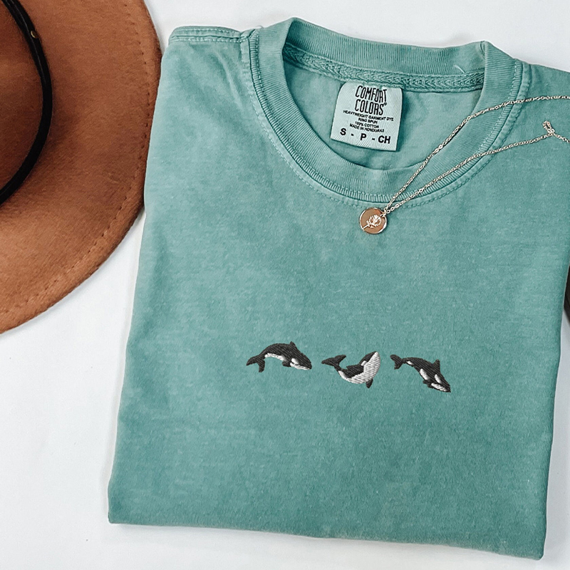 Whale Embroidered Short Sleeve T-shirt